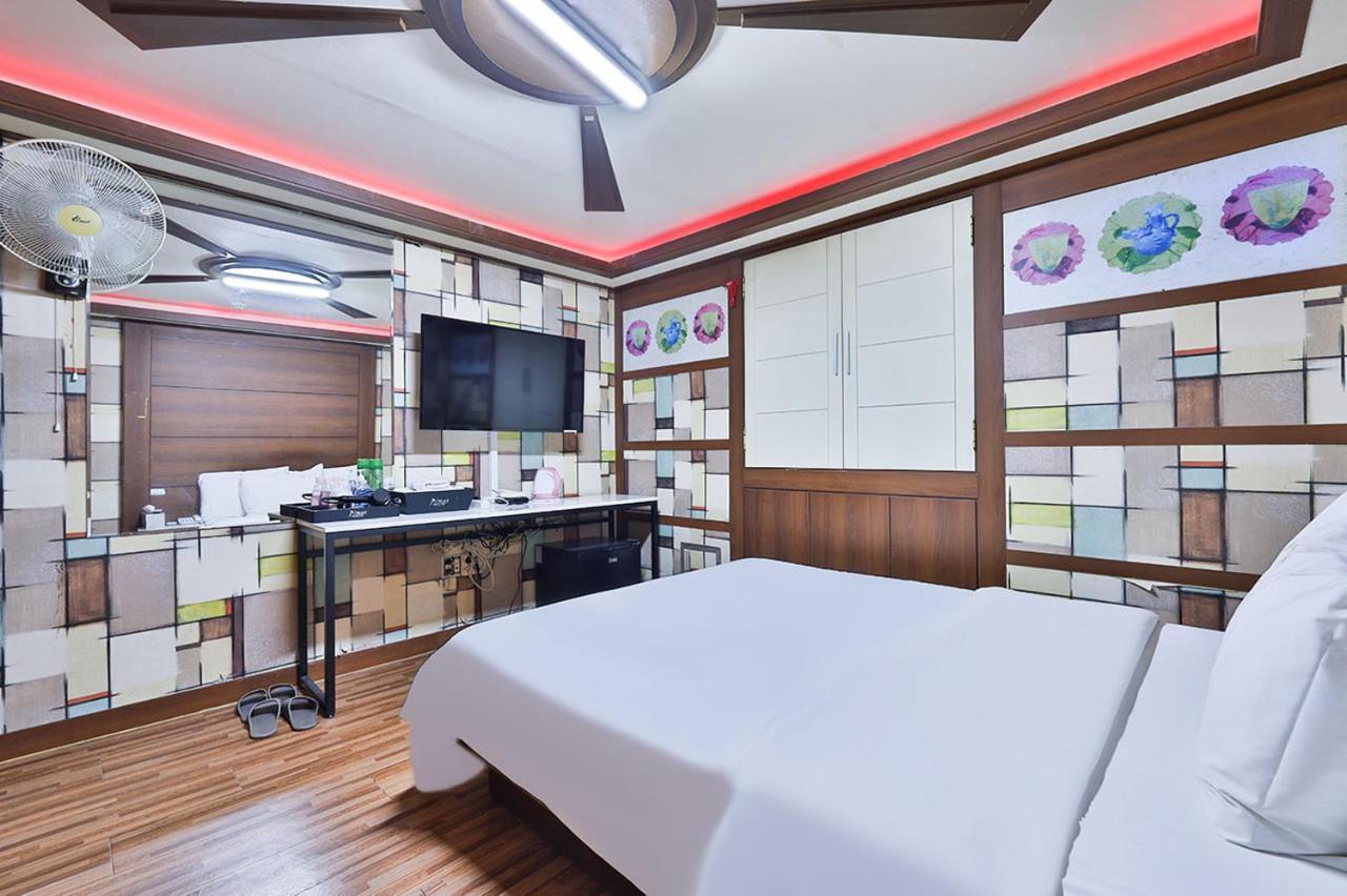 Picasso Motel Seoul Exterior photo