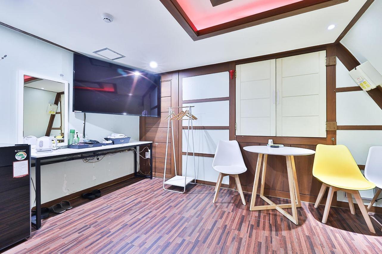 Picasso Motel Seoul Exterior photo